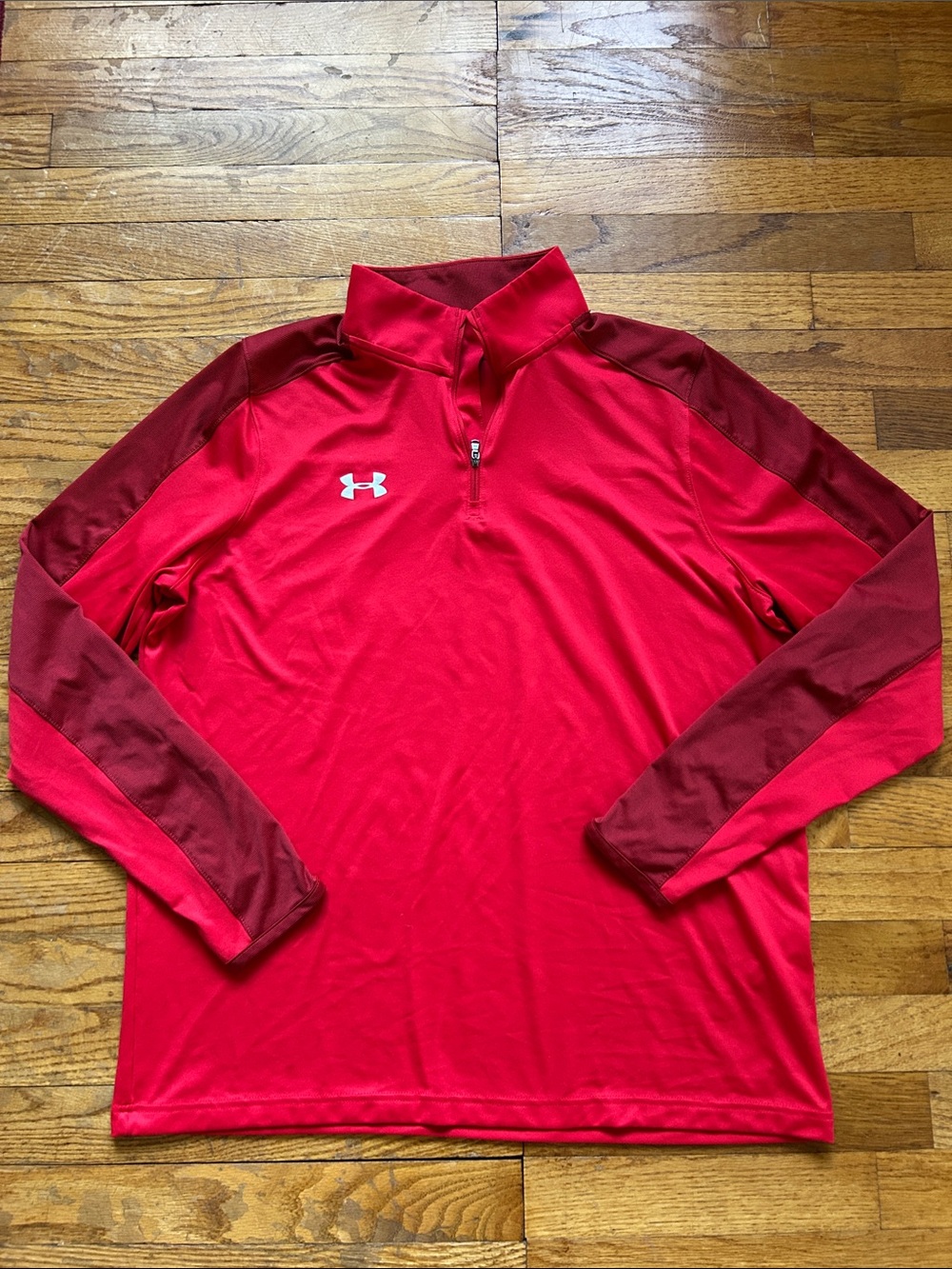 Men’s Under Armour Red and Dark Red Half-Zip Athletic Pullover Size Large
